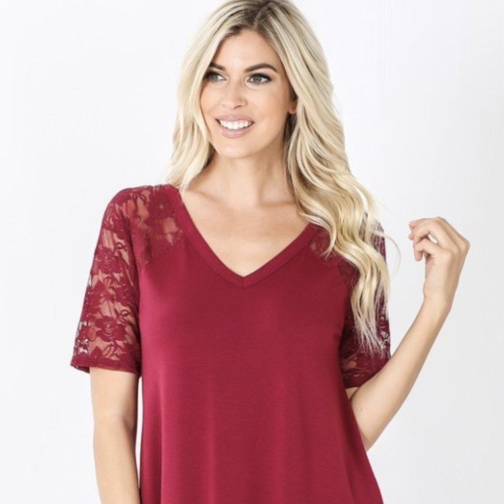 Lace Short Sleeve V-Neck Round Top